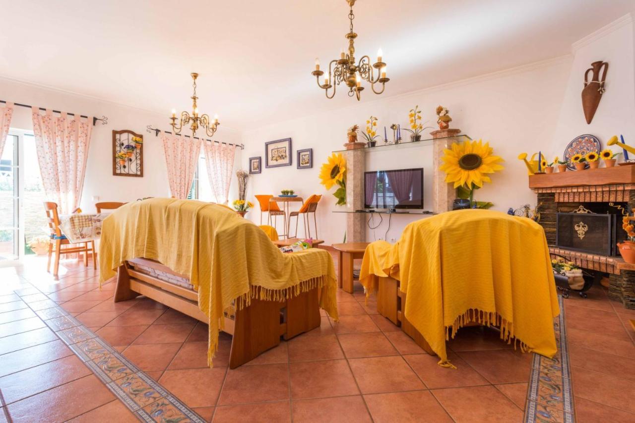Sunflower Villa By Seewest Лагос Екстериор снимка